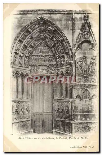 Cartes postales Auxerre La cathedrale Le Portail Porche de droite