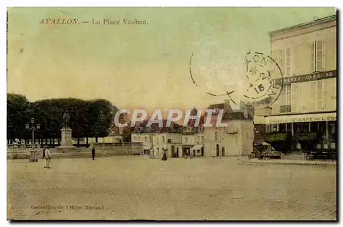 Cartes postales Avallon La Place Vauban