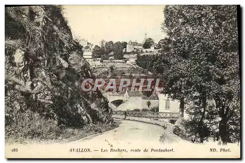 Ansichtskarte AK Avallon Les Rochers Route De Pontaubert