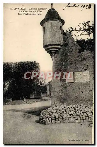 Ansichtskarte AK Avallon Ancien Rempart Le Cavalier Rue Porte Auxerroise