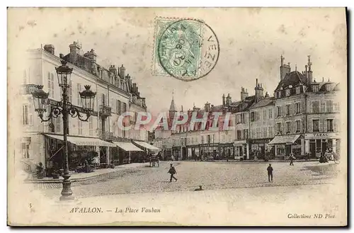 Cartes postales Avallon La Place Vauban