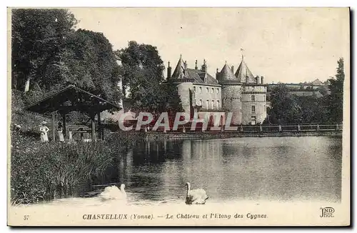 Ansichtskarte AK Chastellux Le Chateau Et l&#39Etang Des Cygnes