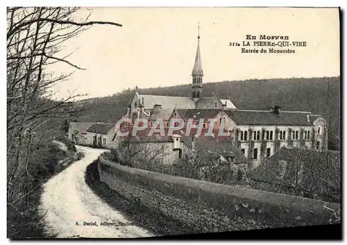 Ansichtskarte AK En Morvan La Pierre Qui Vire Entree du Monastere