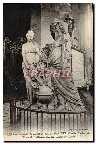 Cartes postales Sens Mausolee du Dauphin pere de Louis XVI dans la cathedrale