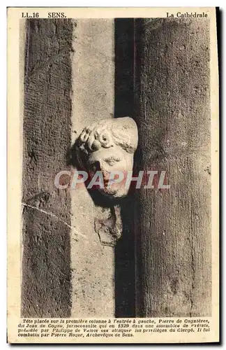 Cartes postales Sens Tete place sur la premiere colonne a l'entree a gauche