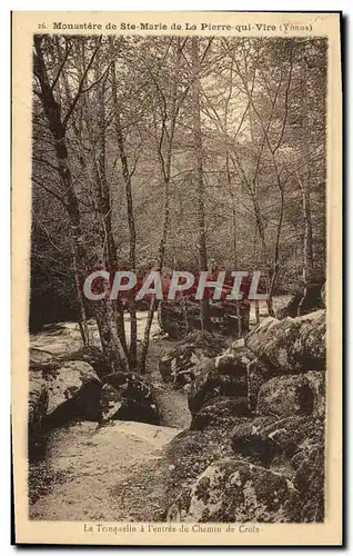 Cartes postales Monastere de Sainte Marie de la Plerre qui Vire Le Trinquelin a l&#39entree du chemin de Croix