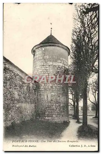 Cartes postales Pont Sur Yonne Une Tour des Anciens Remparts