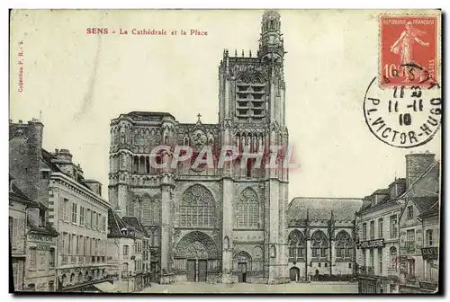 Cartes postales Sens La Cathedrale et la Place