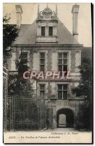 Cartes postales Un Pavillon de l&#39Ancien Archeveche Sens