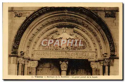 Cartes postales Vezelay La Basilique de la Madeleine Le grand portail de la facade