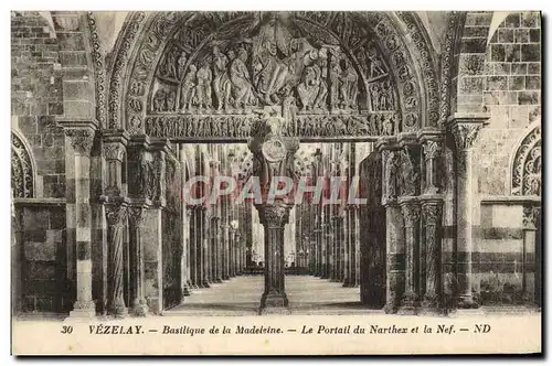 Ansichtskarte AK Vezelay Basilique de la Madeleine Le Portail du Narthex et la nef