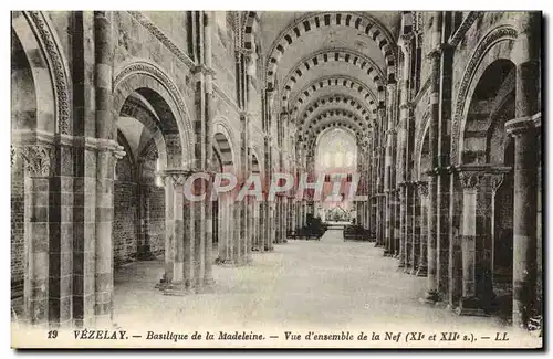 Cartes postales Vezelay Basilique de la Madeleine Vue D&#39ensemble de la nef