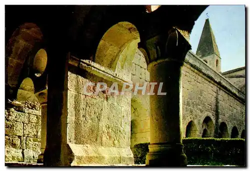 Cartes postales moderne Le Thoronet Abbaye Cistercienne Le Clocher De l'Eglise Vu Du Travers Des arcatures du cloitre