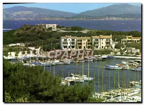 Cartes postales moderne Lumiere Et Beaute De La Cote D&#39Azur Le Brusc Le Port Des Embiez Bareaux a quai