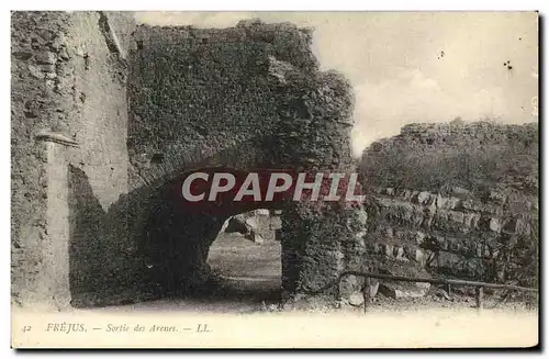 Cartes postales Frejus Sortie des Arenes