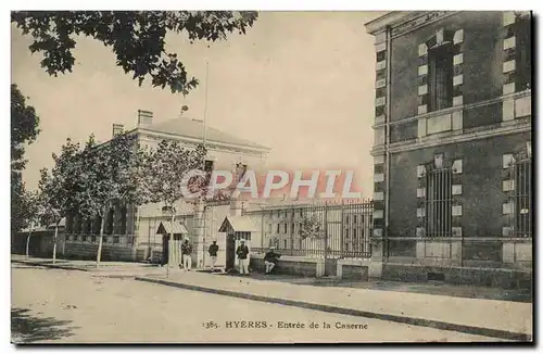 Cartes postales Hyeres Entree de la Caserne Militaria