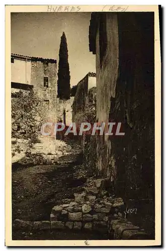 Ansichtskarte AK Hyeres Cote D&#39Azur Vieille rue et vieilles maisons