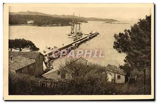 Cartes postales Les Iles d'Hyeres Porquerolies La Rade Bateau