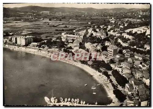 Cartes postales moderne Le Lavandou Le Port La Ville et la Plage