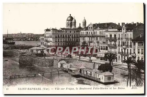 Cartes postales Saint Raphael Vue sur Frejus le Boulevard Felix Martin et les Bains