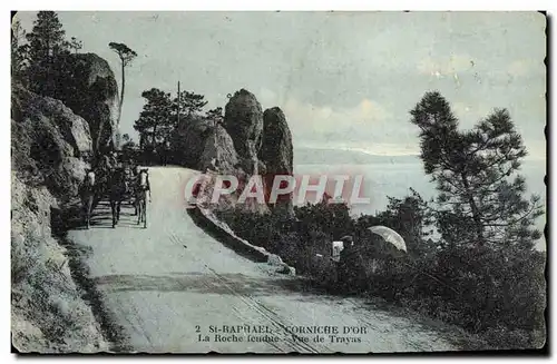 Cartes postales Saint Raphael Corniche D&#39Or La Roche fendue Vue de Trayas Caleche