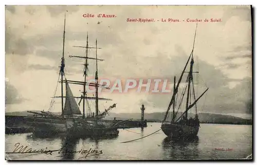 Cartes postales Saint Raphael Le Phare Coucher De Soleil Bateaux