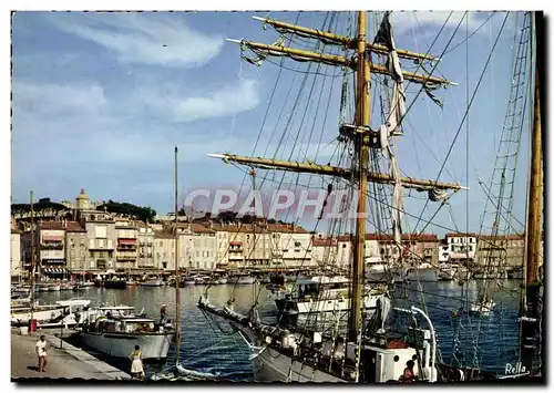 Cartes postales moderne La Cote des Maures Saint Tropez Le vue port Vue d&#39ensemble