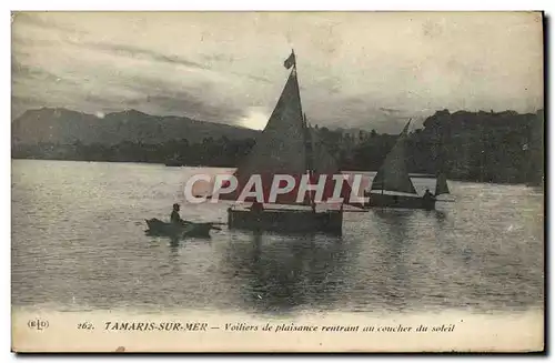 Ansichtskarte AK Tamaris sur Mer Voiliers de plaisance rentrant au coucher de soleil Bateaux