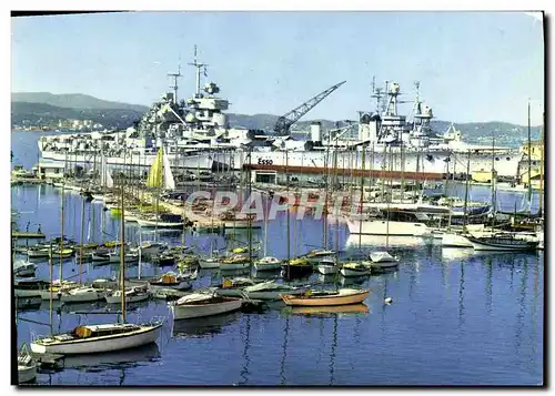 Cartes postales moderne Toulon La rade Bateau Station Esso