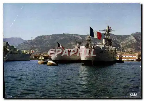 Cartes postales moderne Toulon Navires de guerre Bateaux