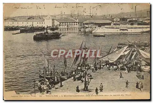Cartes postales Toulon L'Embarquement des cuisiniers le carre du Port Bateaux