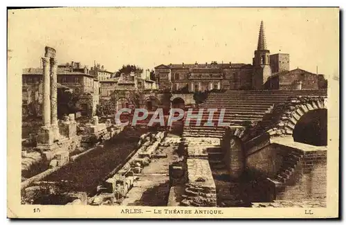 Cartes postales Arles Le Theatre Antique