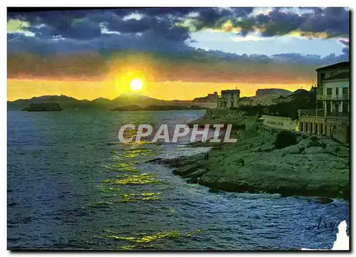 Ansichtskarte AK Marseille Promenade de la Corniche Un Coucher de Soleil Sur Les Iles