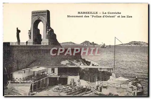 Cartes postales Marseille La Corniche Monument des Poilus d&#39Orient et les ILes