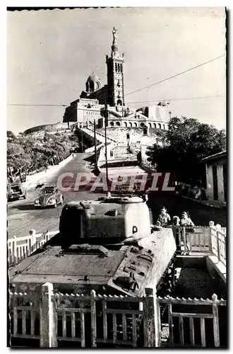 Cartes postales moderne Marseille N D de la Garde Tank Char d&#39assaut Militaria