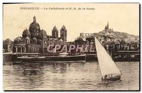 Cartes postales Marseille La Cathedrale et N D de la Garde Bateaux