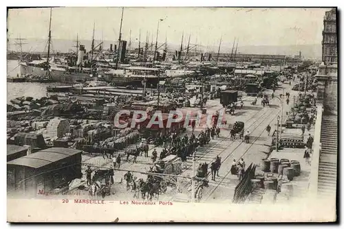 Cartes postales Marseille les nouveaux ports Bateaux