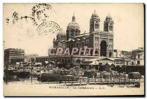 Cartes postales Marseille La cathedrale