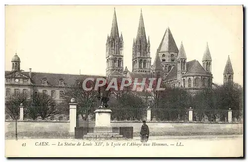 Ansichtskarte AK Caen La Statue de Louis XIV Le lycee et l&#39abbaye des hommes