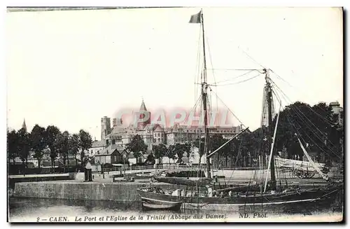 Cartes postales Caen Le Port et L&#39Eglise de la Trinite Abbaye aux Dames Bateau