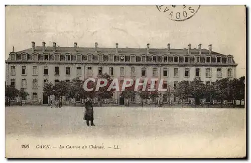 Ansichtskarte AK Caen Le Caserne du Chateau Militaria