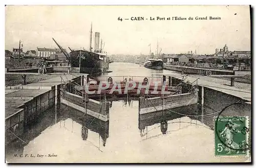 Ansichtskarte AK Caen Le Port et l&#39Ecluse du Grand Bassin Bateaux