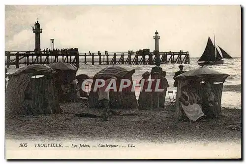 Cartes postales Trouville Les jetees contrejour