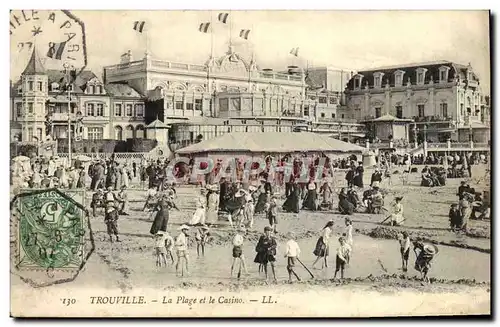 Cartes postales Trouville la plage et le casino