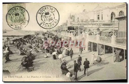 Cartes postales Trouville Les planches et le casino