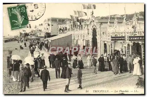 Cartes postales Trouville Les planches