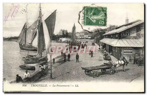 Cartes postales Trouville La poissonnerie Bateau