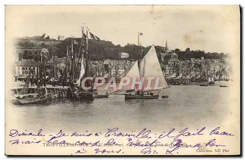 Cartes postales Trouville Sur mer l&#39avant port vue prise de le jetee de Deauville Bateaux