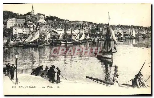 Cartes postales Trouville Le port Bateaux