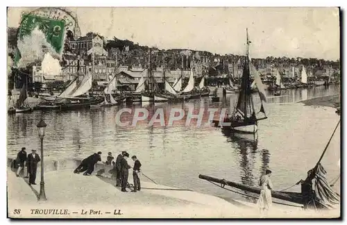 Cartes postales Trouville Le port Bateaux